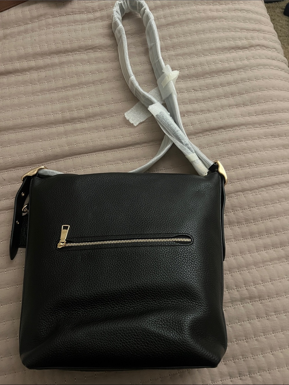 Coach Black Pebbled Leather Hobo with Gold Hardware - Picture 2 of 9